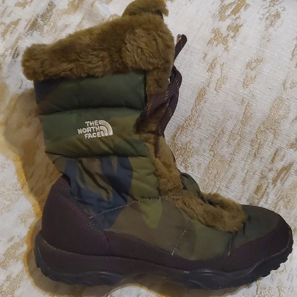 The North Face Camo Nuptse Boots Winter Snow Faux Fur Goose Down Womens Sz 7.5 - Picture 4 of 5